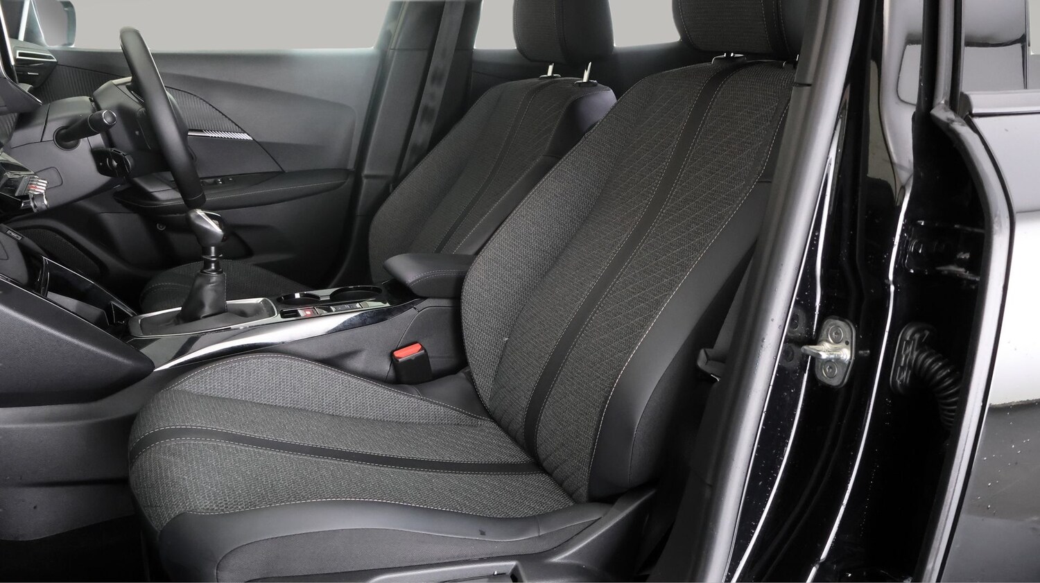 Used Peugeot 2008 2023 for sale - 77220273: Photo 14