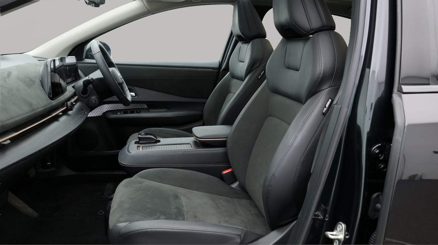 Used Nissan ARIYA 2024 for sale - 77087656: Photo 14