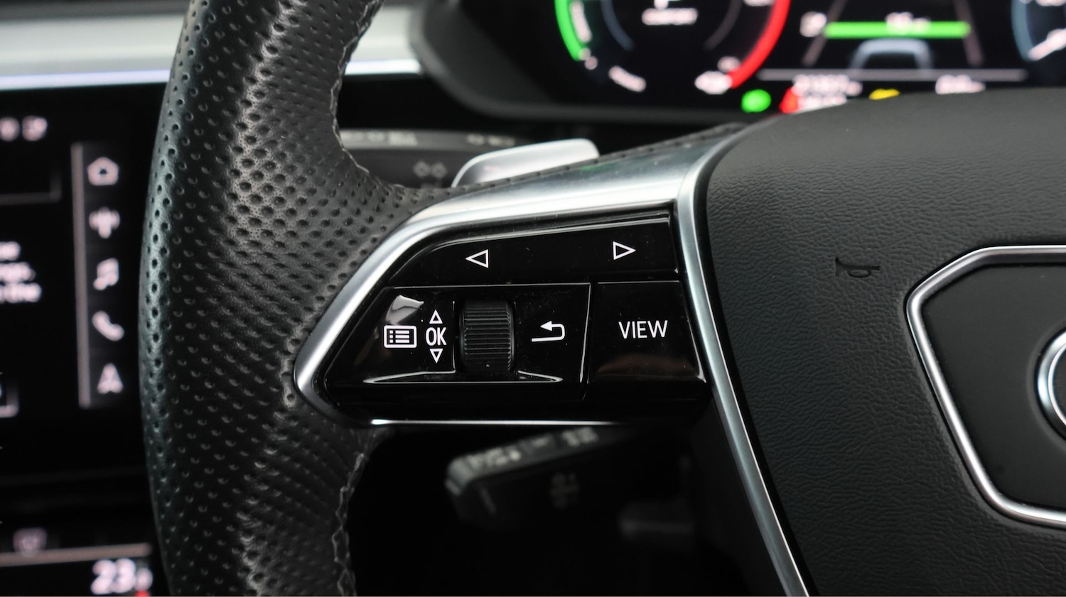 Used Audi e-tron 2023 for sale - 77610309: Photo 23