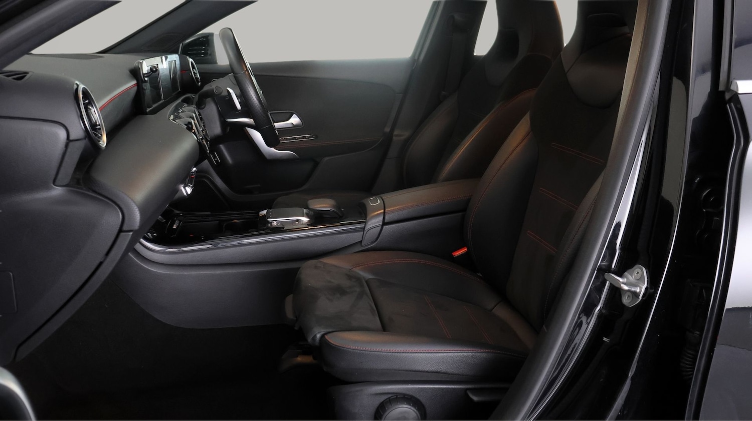 Used Mercedes-Benz A-Class 2021 for sale - 78141114: Photo 14