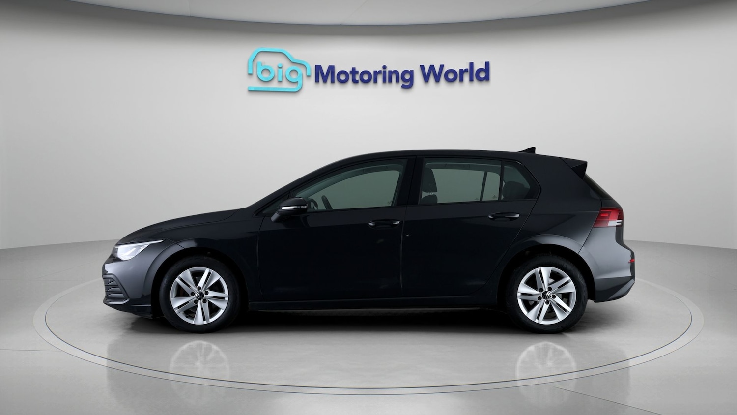 Used Volkswagen Golf 2023 for sale - 77635734: Photo 4