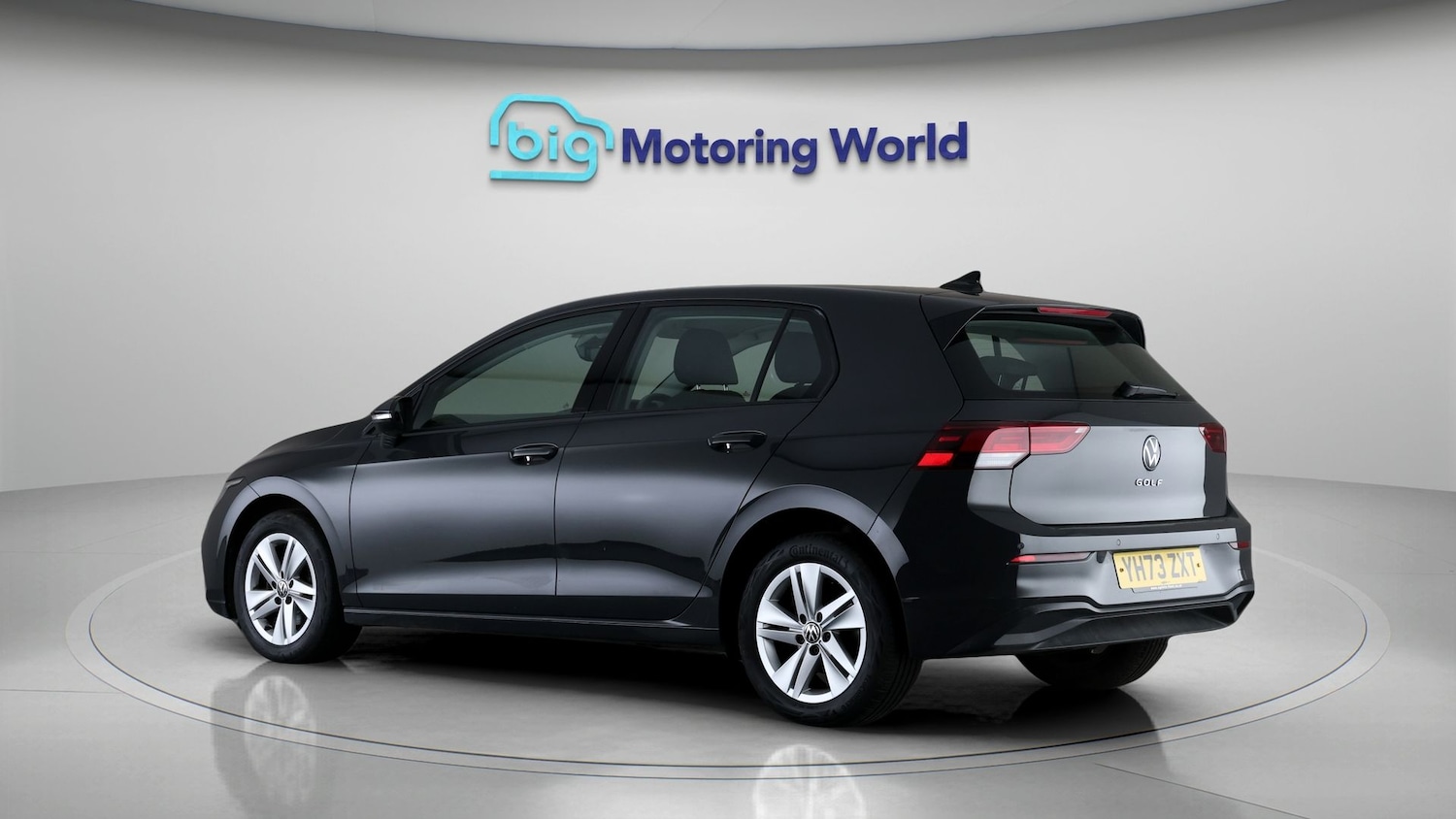 Used Volkswagen Golf 2023 for sale - 77635734: Photo 5