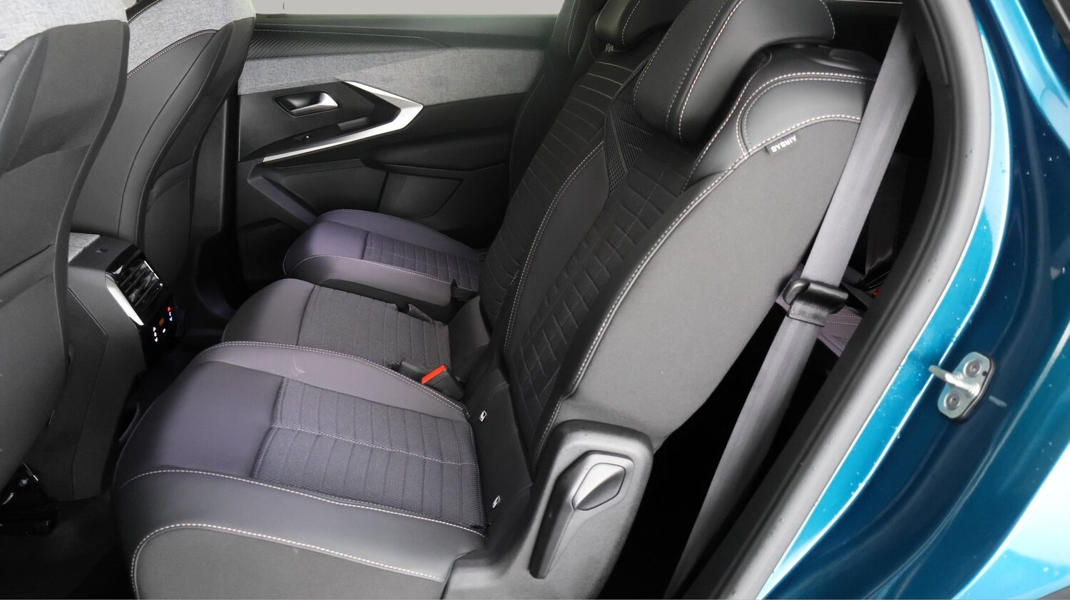 Used Peugeot 5008 2025 for sale - 77934919: Photo 15