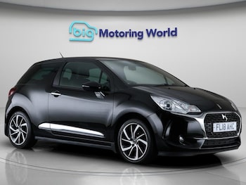 2018 (18) - 1.2 PureTech Connected Chic Hatchback 3dr Petrol Manual Euro 6 (82 ps)
