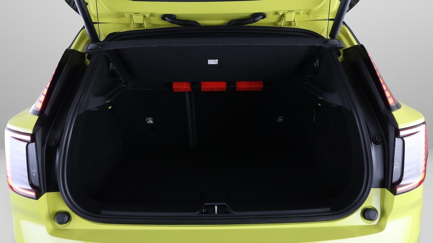 Used Volvo EX30 2024 for sale - 76645315: Photo 16