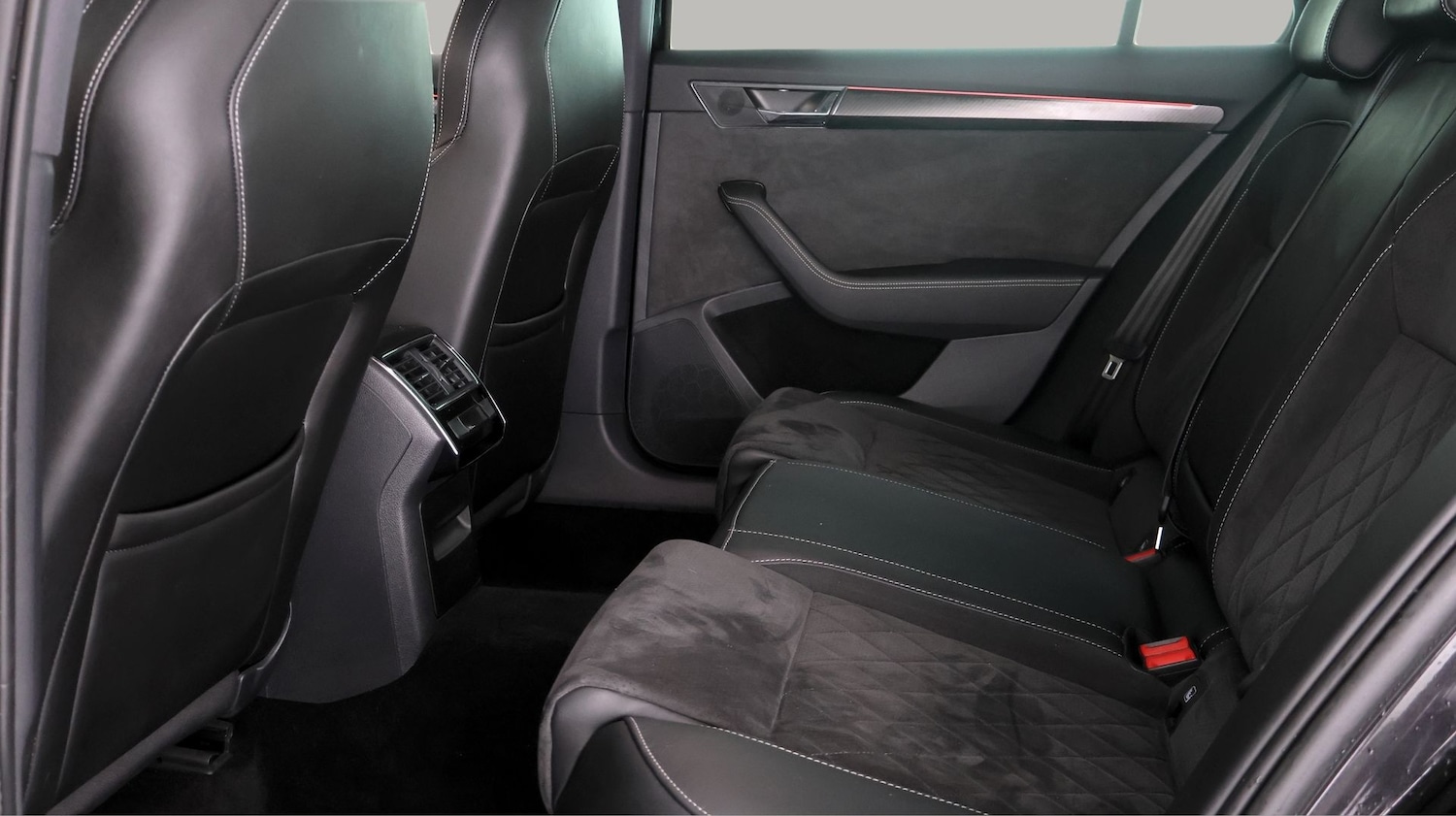 Used Skoda Superb 2019 for sale - 78095647: Photo 16