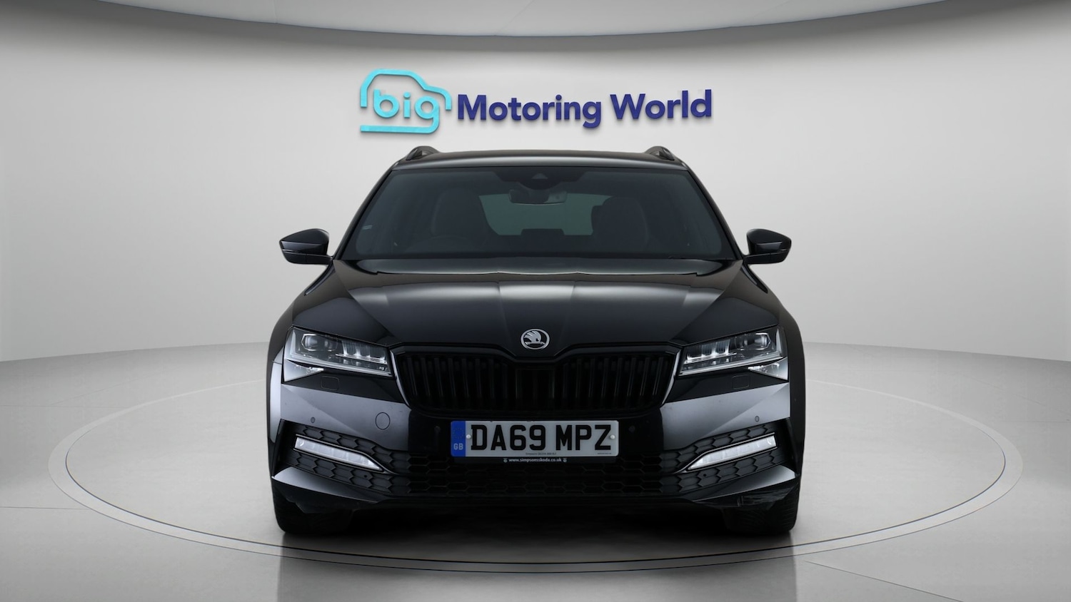 Used Skoda Superb 2019 for sale - 78095647: Photo 2