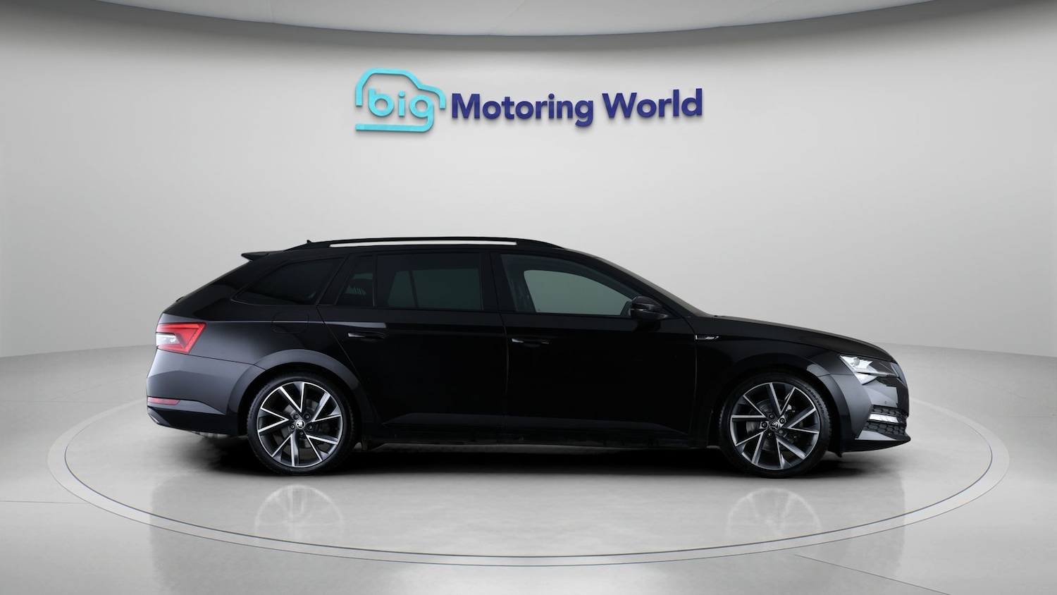 Used Skoda Superb 2019 for sale - 78095647: Photo 8