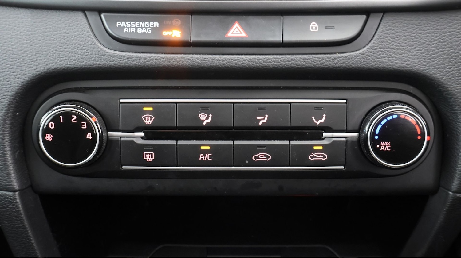 Used Kia XCeed 2023 for sale - 77678558: Photo 11