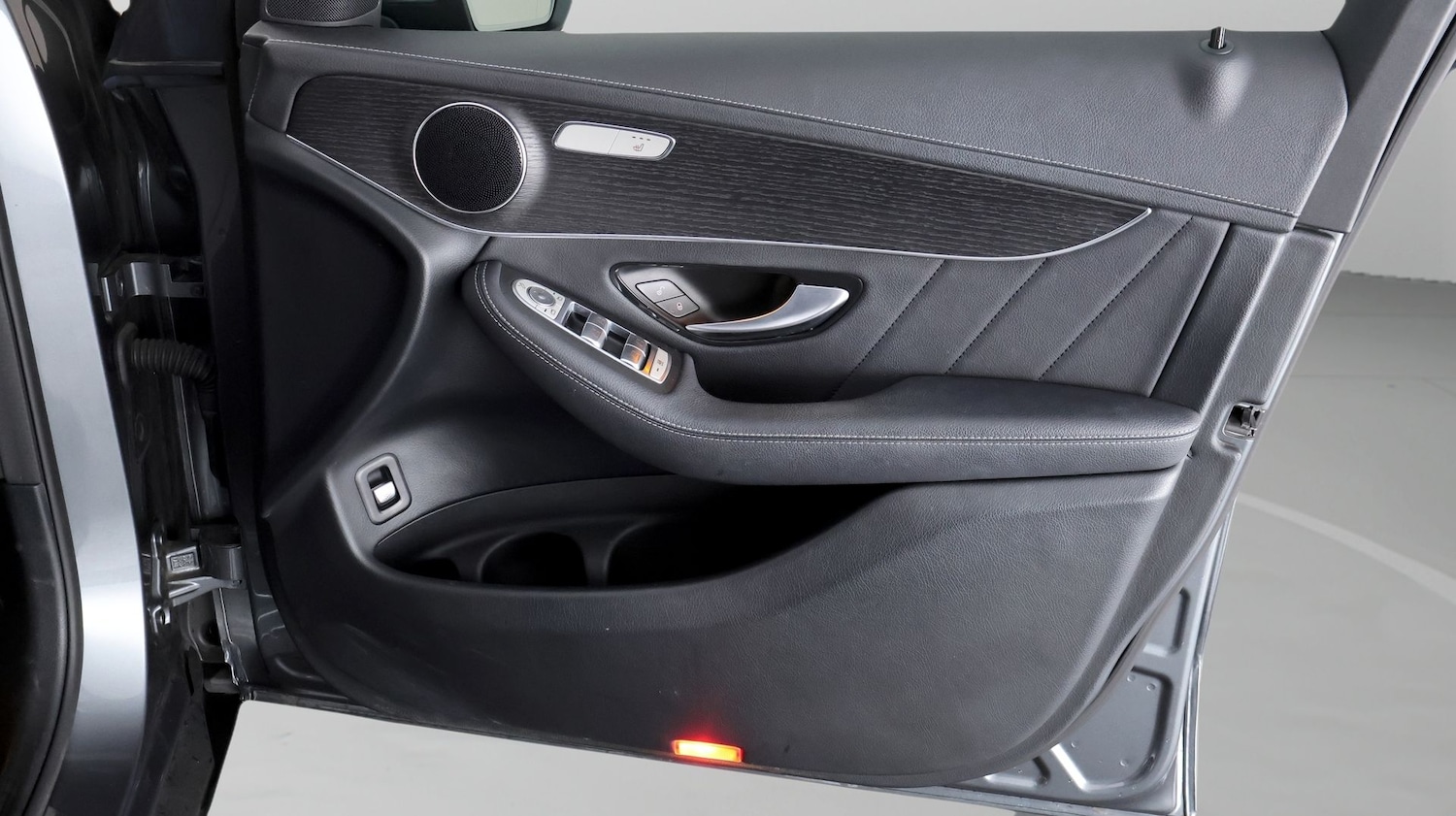 Used Mercedes-Benz GLC 2020 for sale - 78098991: Photo 15