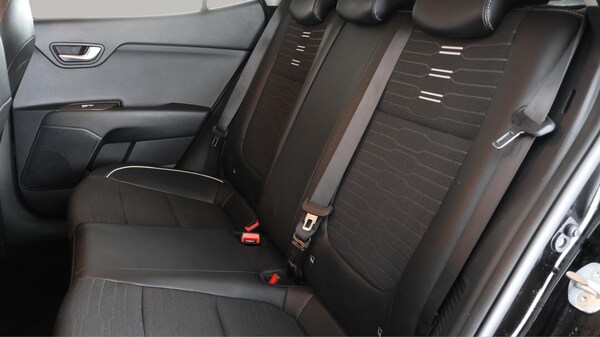 Used Kia Stonic 2022 for sale - 76179431: Photo 16