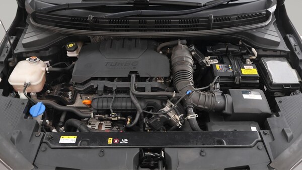 Used Kia Stonic 2022 for sale - 76179431: Photo 19