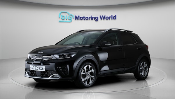 Used Kia Stonic 2022 for sale - 76179431: Photo 3