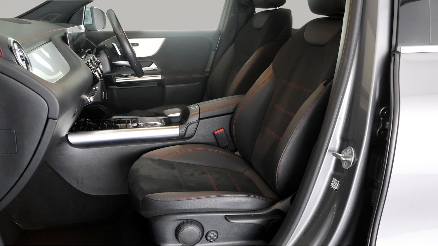 Used Mercedes-Benz EQA 2023 for sale - 77708505: Photo 14