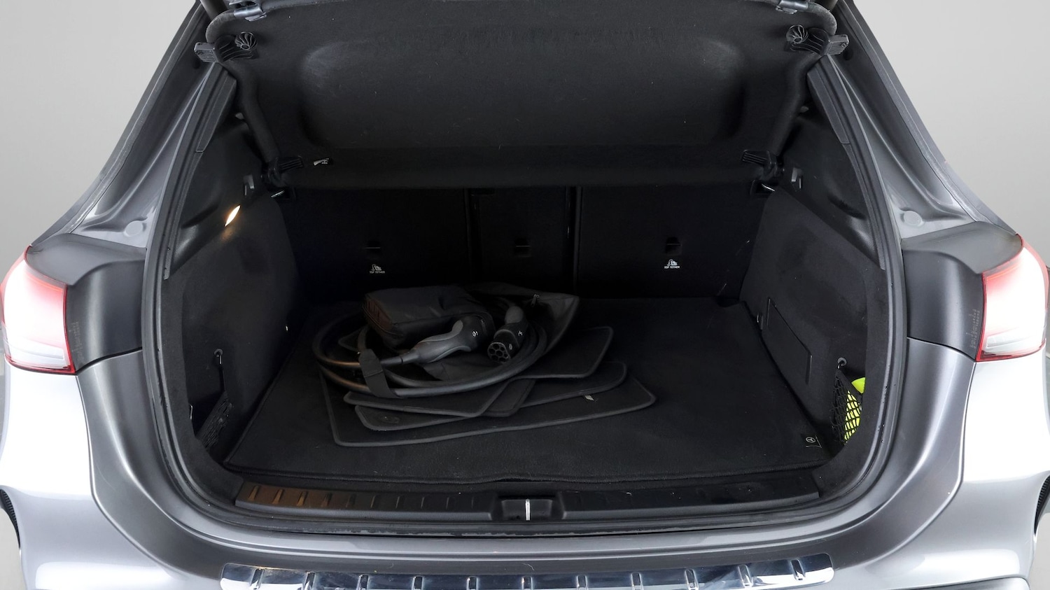 Used Mercedes-Benz EQA 2023 for sale - 77708505: Photo 17