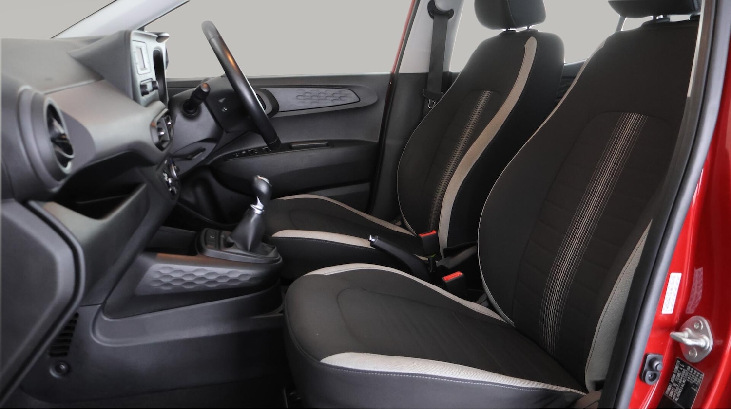 Used Hyundai i10 2021 for sale - 76591996: Photo 14