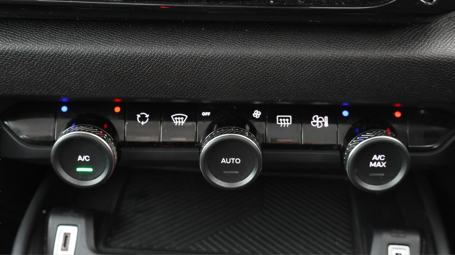 Used Citroen C4 2022 for sale - 76743239: Photo 13