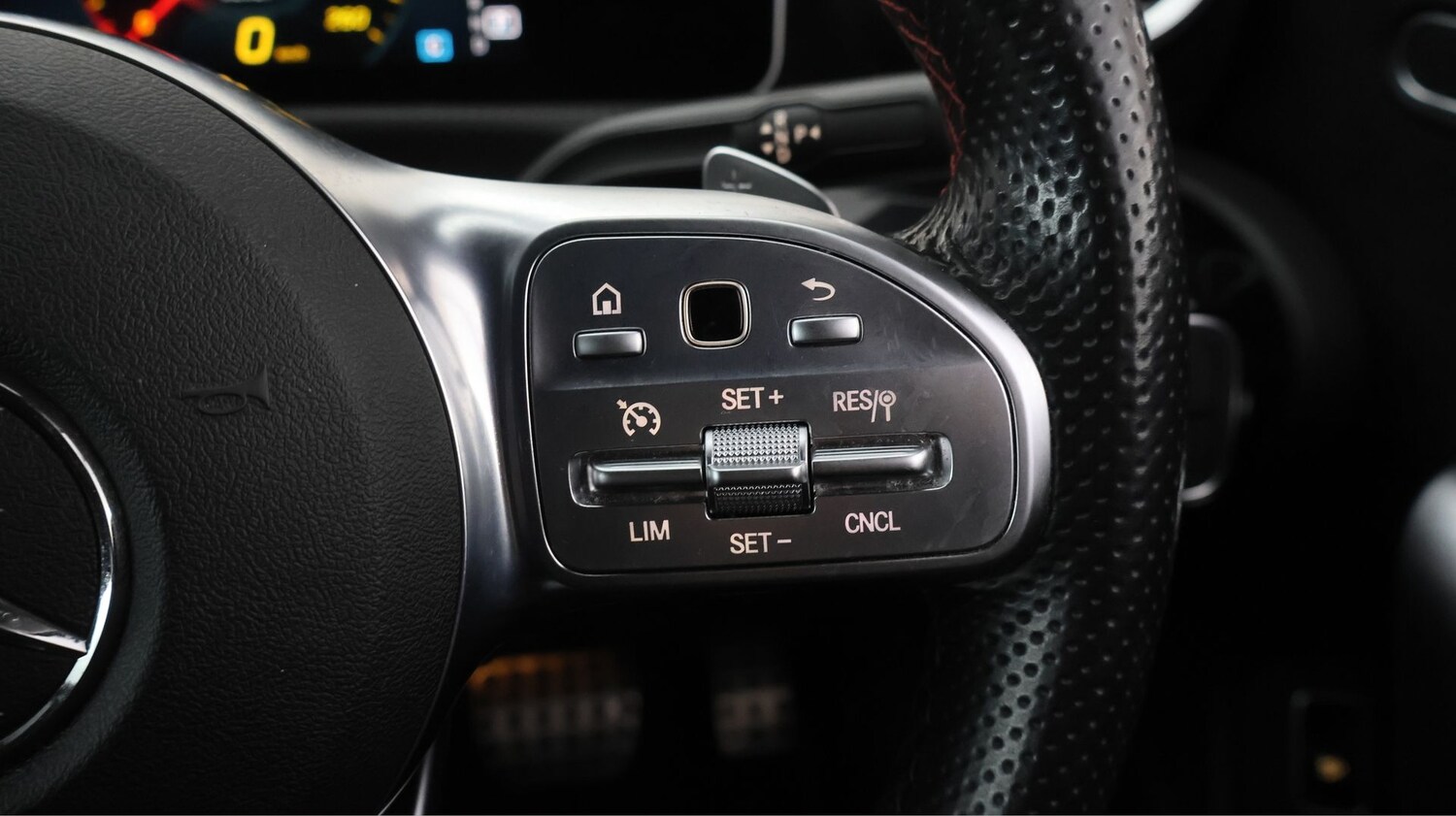 Used Mercedes-Benz A-Class for sale - 77365512: Photo 23