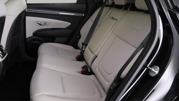 Used Hyundai TUCSON 2021 for sale - 76136125: Photo 16