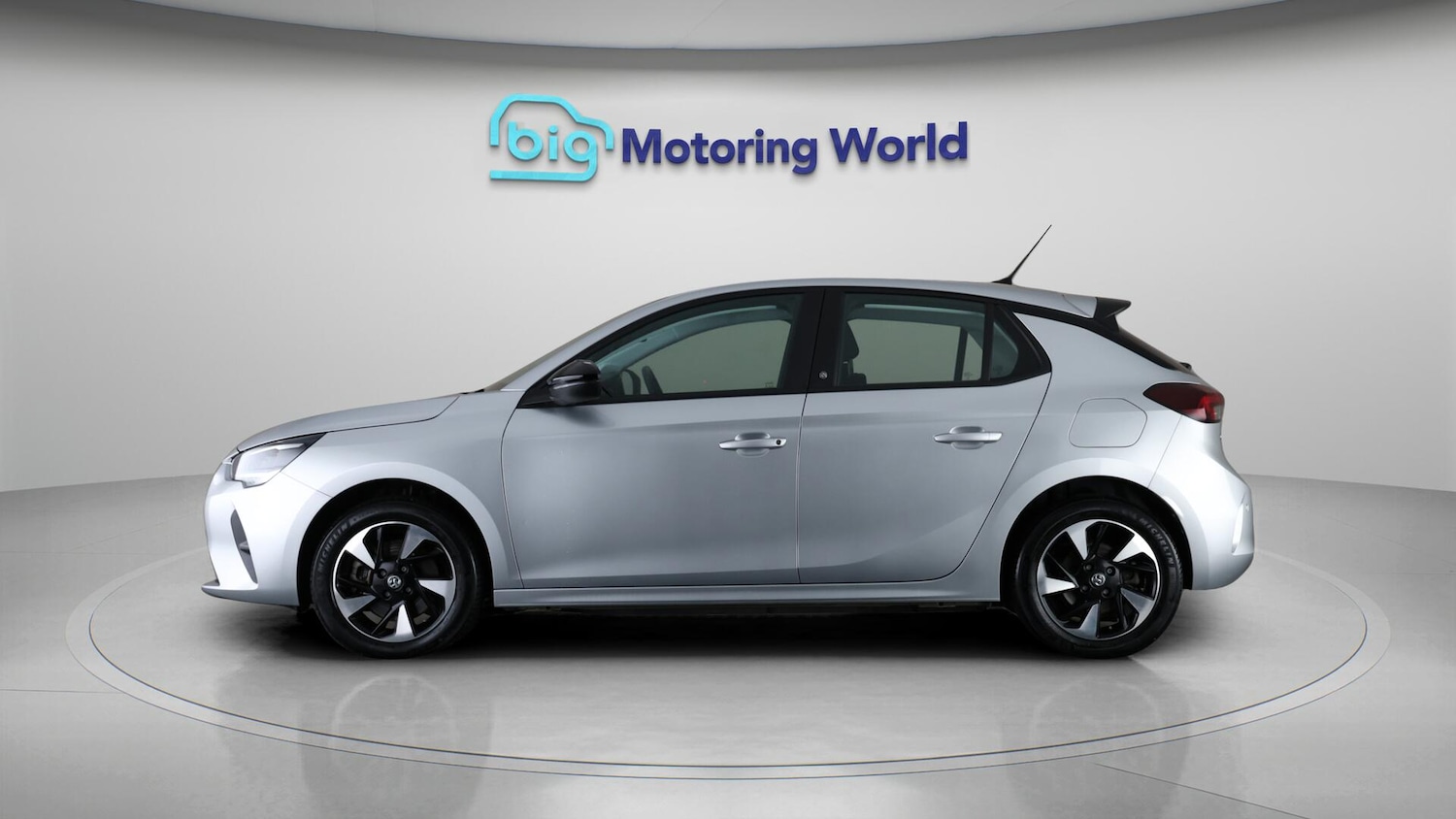 Used Vauxhall Corsa for sale - 76633775: Photo 5