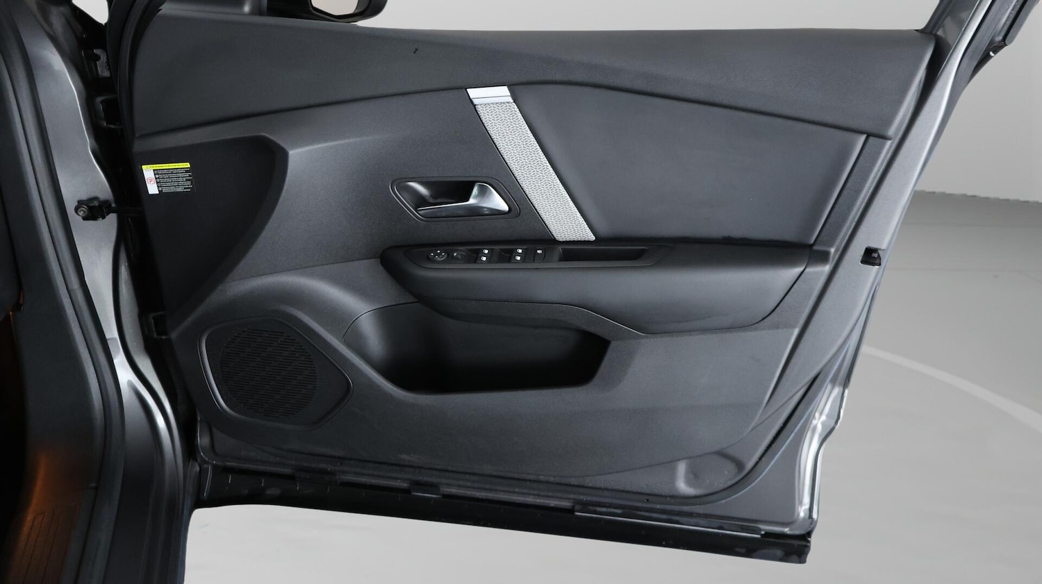 Used Citroen C4 2023 for sale - 76766018: Photo 15