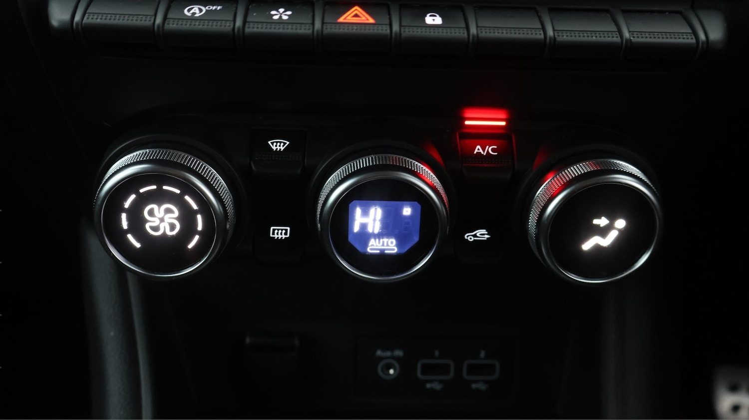 Used Renault Captur 2021 for sale - 77608149: Photo 12