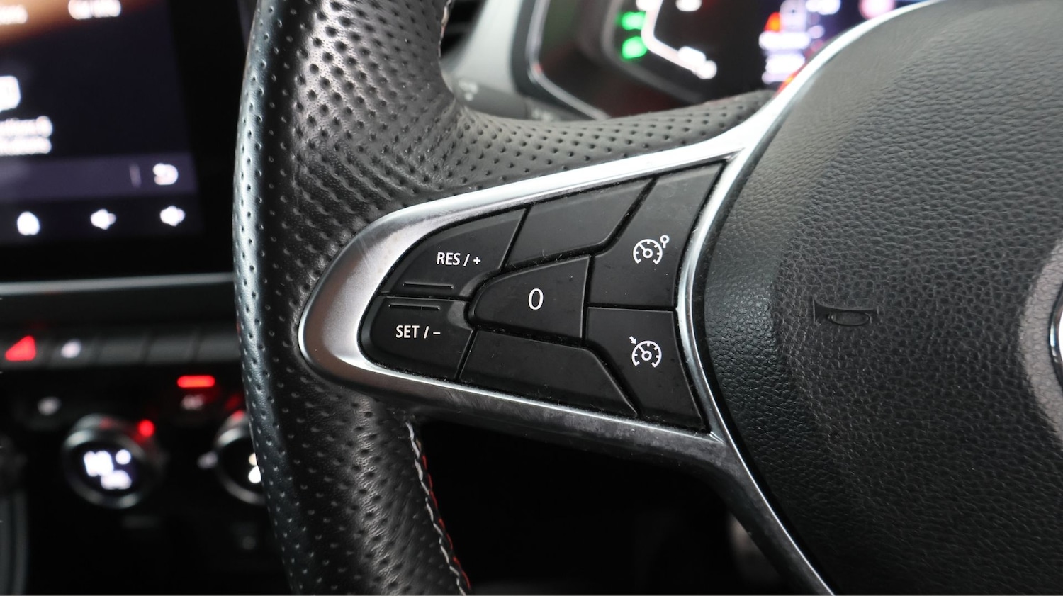 Used Renault Captur 2021 for sale - 77608149: Photo 20