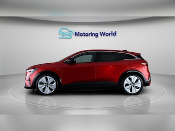 Used Renault Megane E Tech 2023 for sale - 78855802: Photo