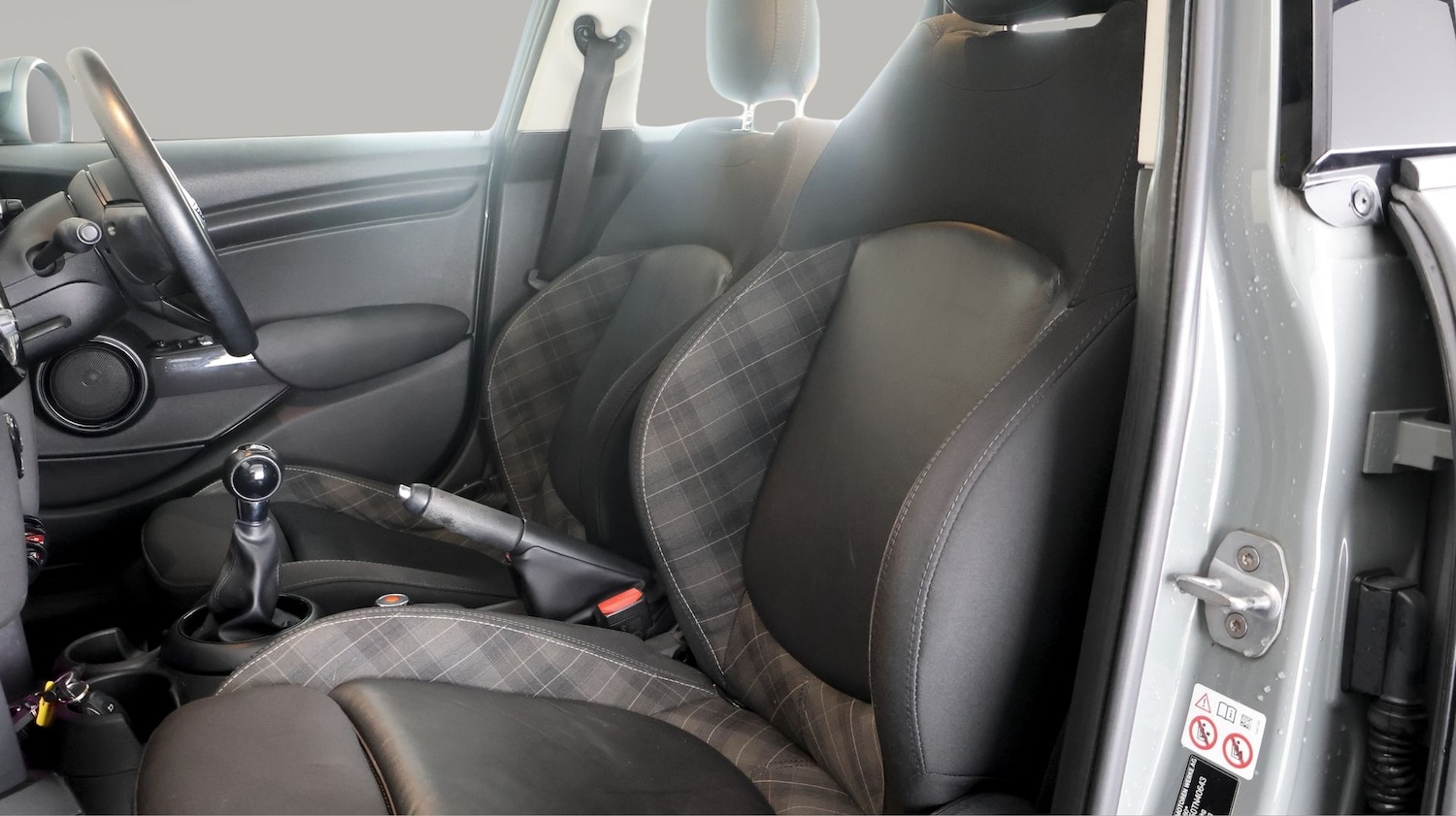 Used MINI Hatch 2018 for sale - 77319970: Photo 14