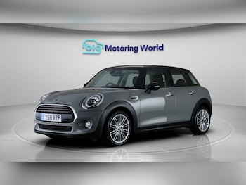 Used MINI Hatch 2018 for sale - 77319970: Photo