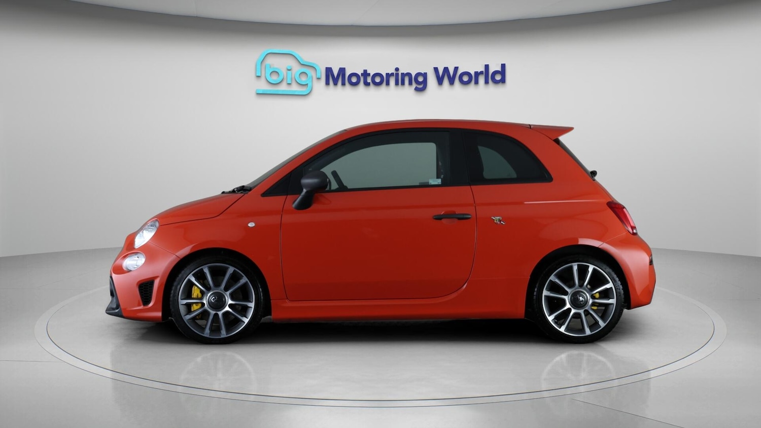 Used Abarth 695 2023 for sale - 76715038: Photo 5