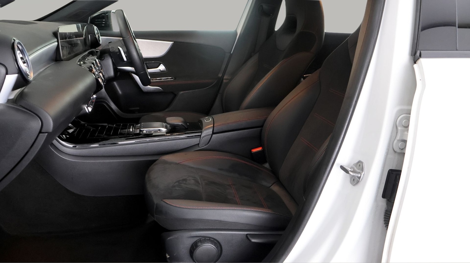 Used Mercedes-Benz A-Class 2023 for sale - 77976164: Photo 13