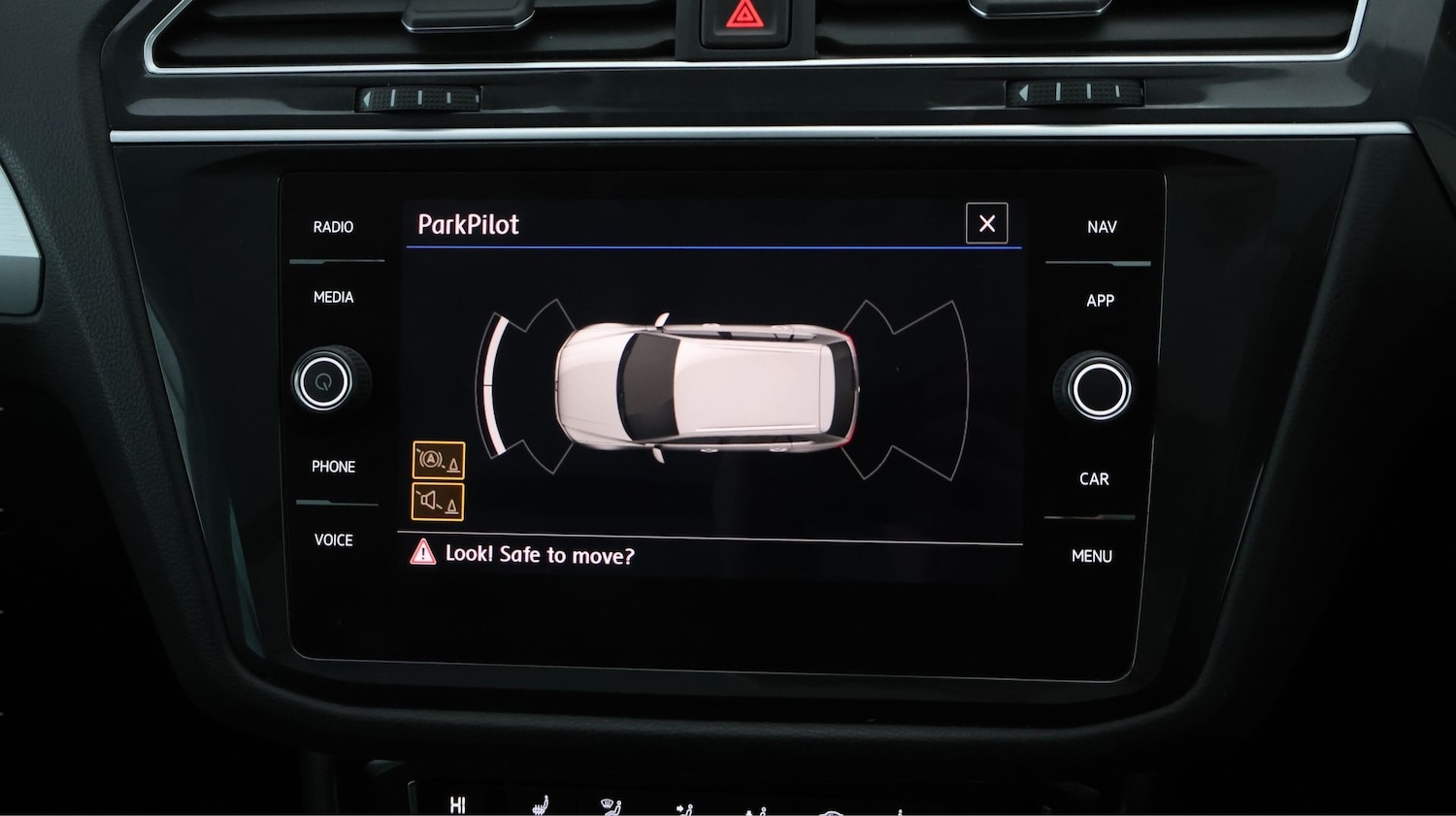 Used Volkswagen Tiguan 2018 for sale - 77198395: Photo 23