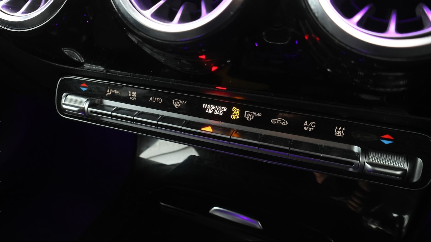 Used Mercedes-Benz CLA 2022 for sale - 78062542: Photo 12