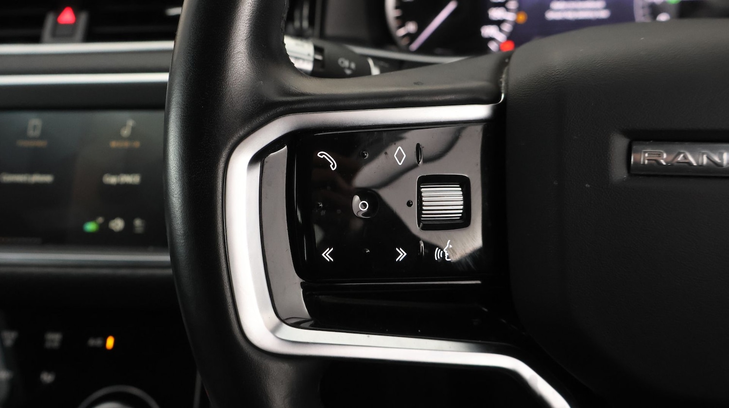 Used Land Rover Range Rover Evoque 2021 for sale - 77802200: Photo 22