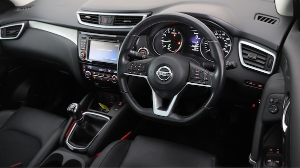 Used Nissan Qashqai 2018 for sale - 76158840: Photo 9