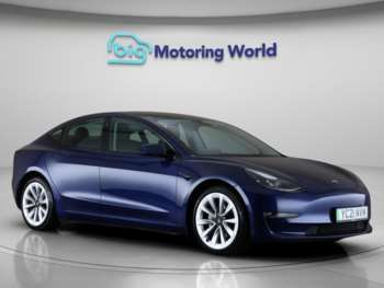 (21) - (Dual Motor) Long Range Saloon 4dr Electric Auto 4WDE (346 ps)