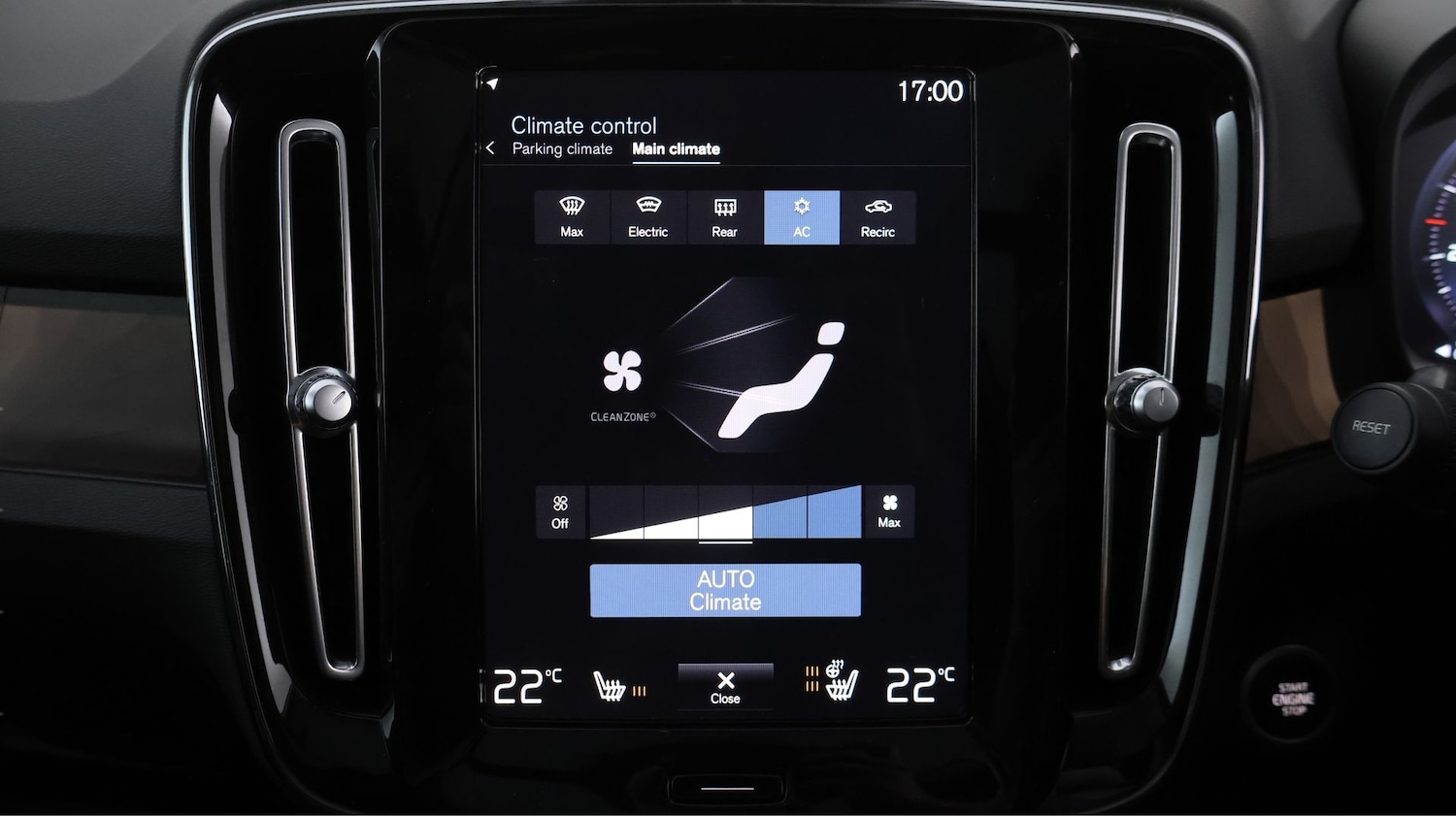 Used Volvo XC40 2022 for sale - 77981766: Photo 11