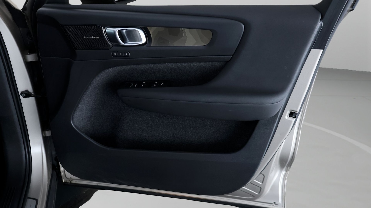 Used Volvo XC40 2022 for sale - 77981766: Photo 14