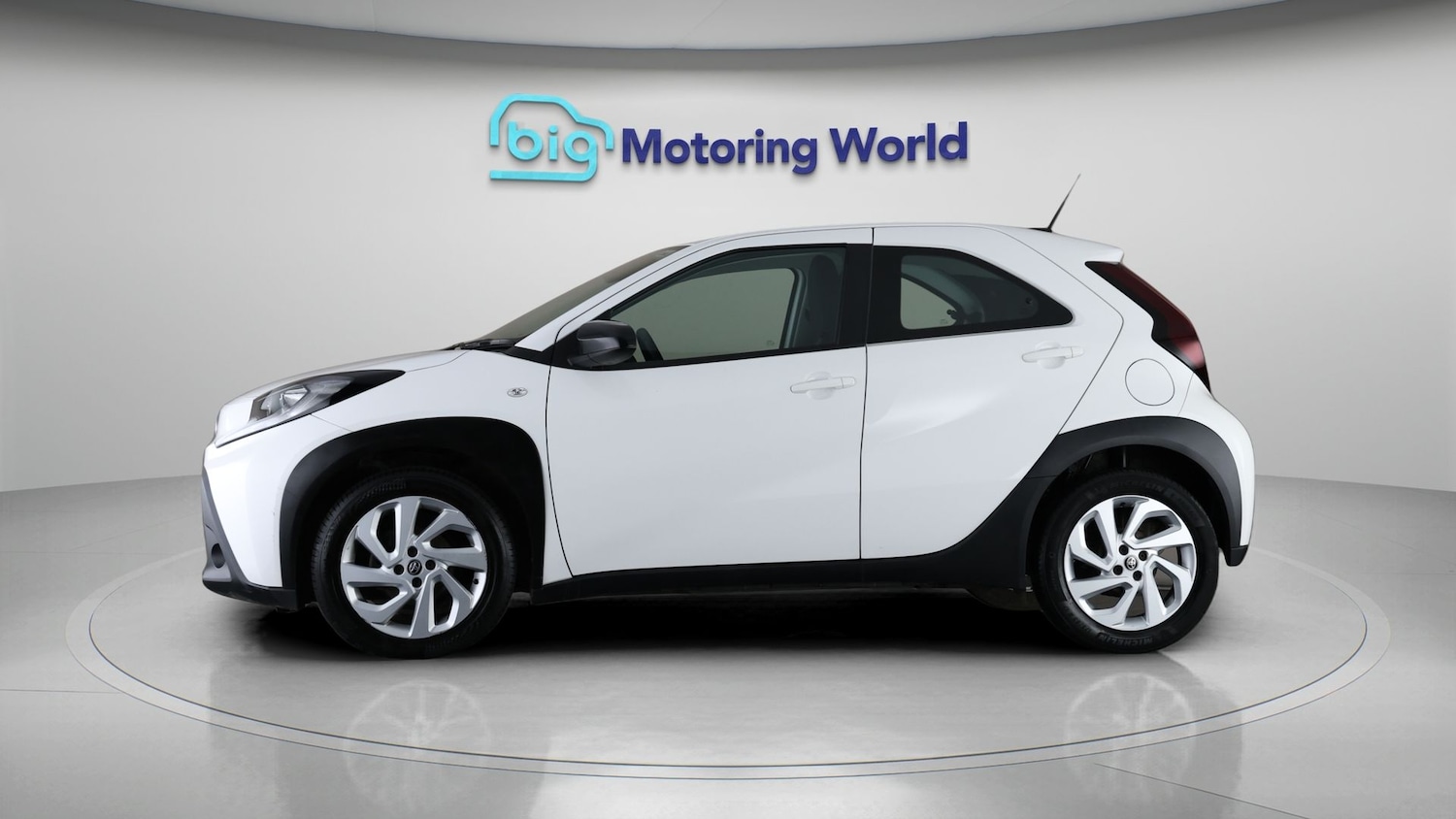 Used Toyota Aygo X 2022 for sale - 77813004: Photo 4