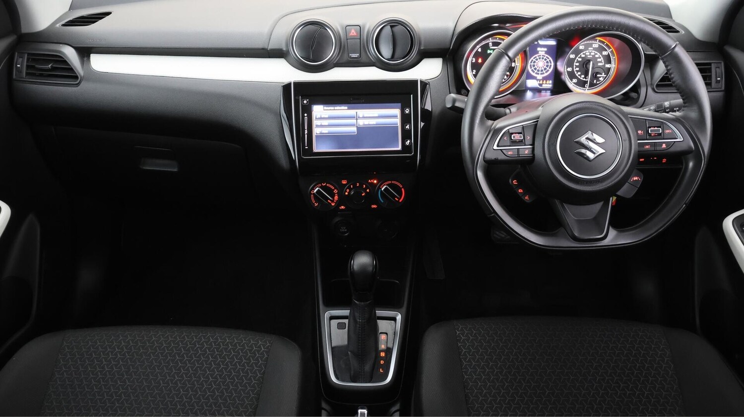 Used Suzuki Swift 2023 for sale - 76226672: Photo 13