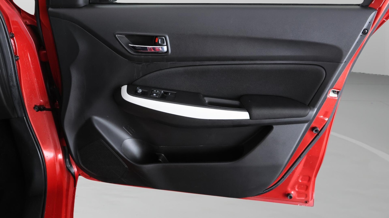 Used Suzuki Swift 2023 for sale - 76226672: Photo 15