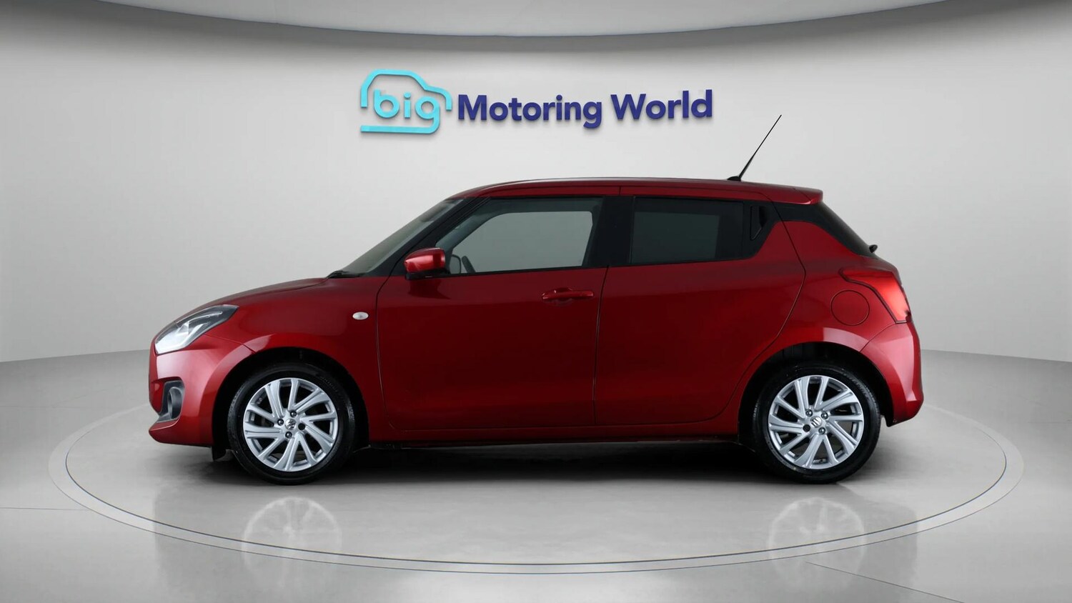 Used Suzuki Swift 2023 for sale - 76226672: Photo 5