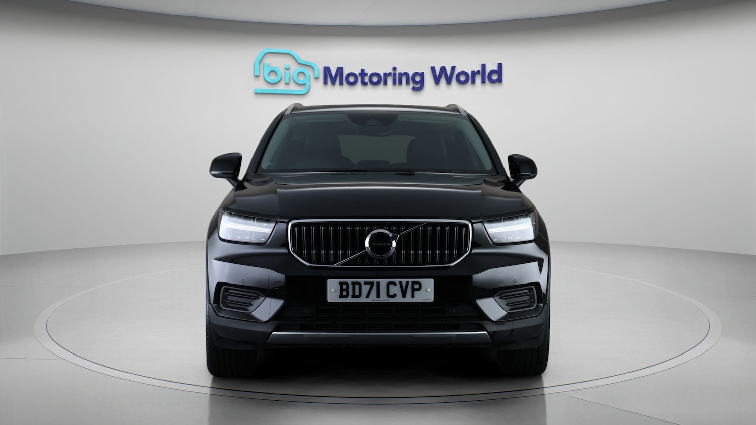 Used Volvo XC40 2021 for sale - 77264255: Photo 2