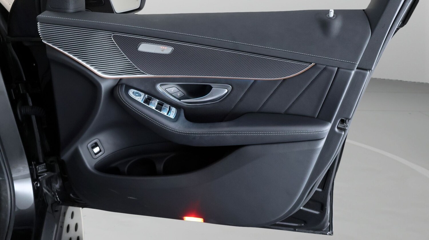 Used Mercedes-Benz EQC 2022 for sale - 78000856: Photo 14