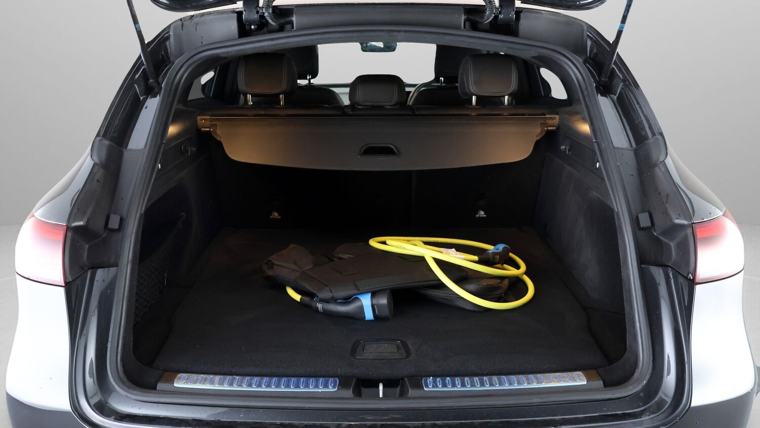 Used Mercedes-Benz EQC 2022 for sale - 78000856: Photo 16