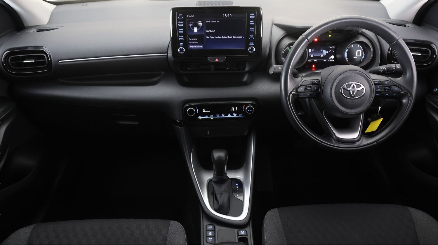 Used Toyota Yaris 2022 for sale - 77363815: Photo 12