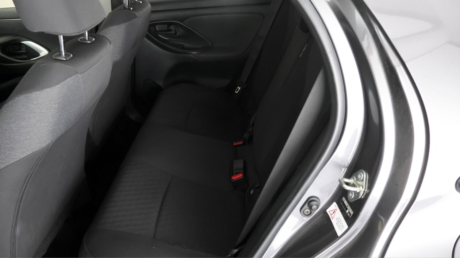 Used Toyota Yaris 2022 for sale - 77363815: Photo 15