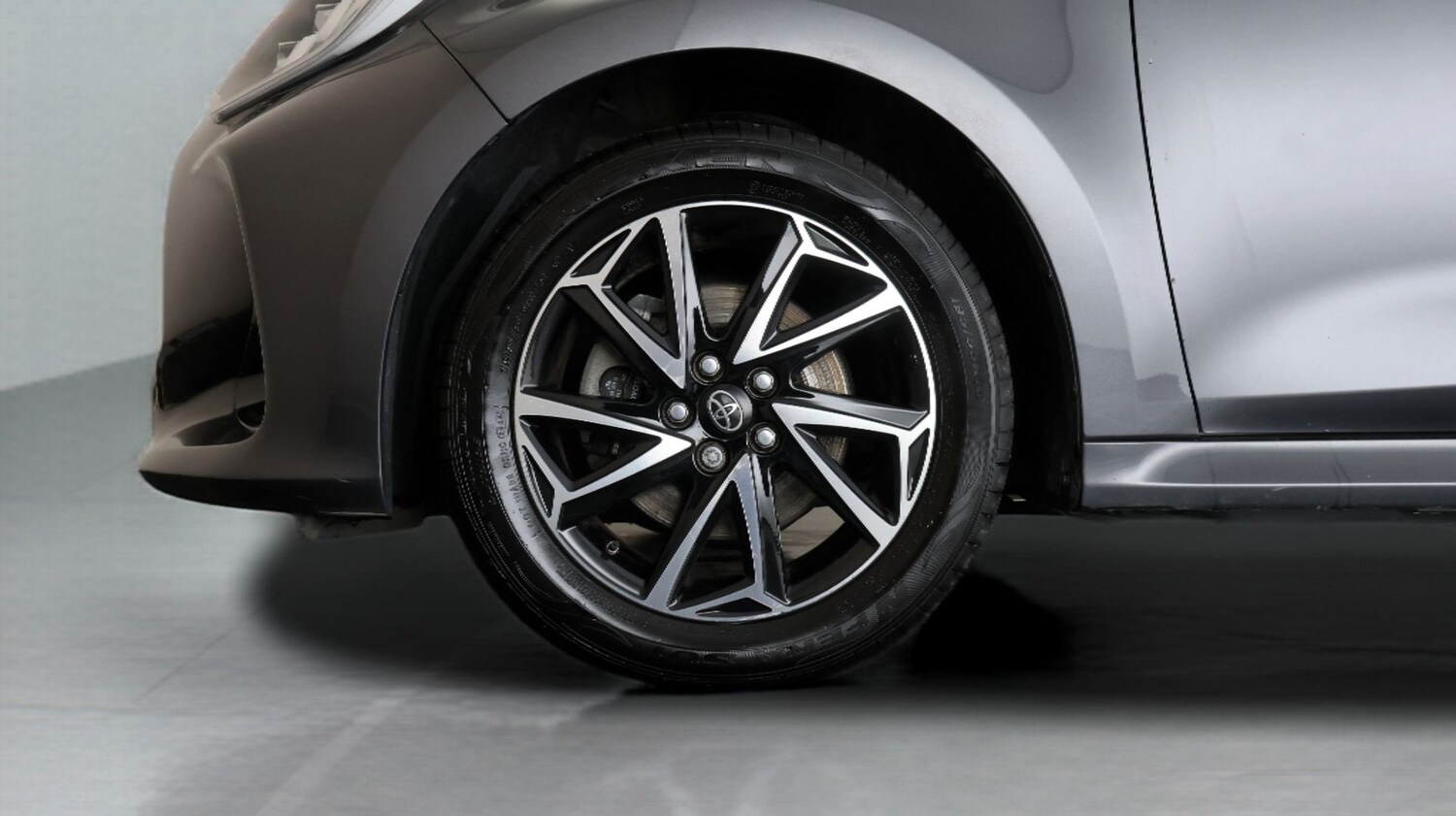 Used Toyota Yaris 2022 for sale - 77363815: Photo 17