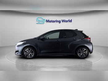 Used Toyota Yaris 2022 for sale - 77363815: Photo